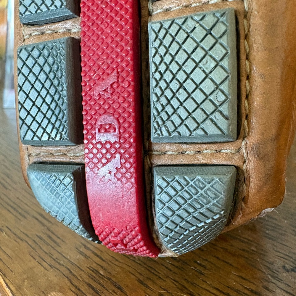 Vintage Prada, driving shoes, leather with metal chain accents. 37.5/Size 7 US. - Picture 7 of 12
